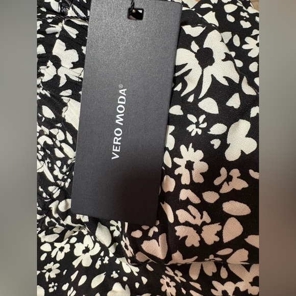 NWT Vero Moda Women’s VMeasy Joy Maxi Slit Skirt WVN GA Black / Sika Size M New - Picture 6 of 7